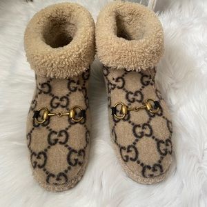Gucci wool ankle boot.